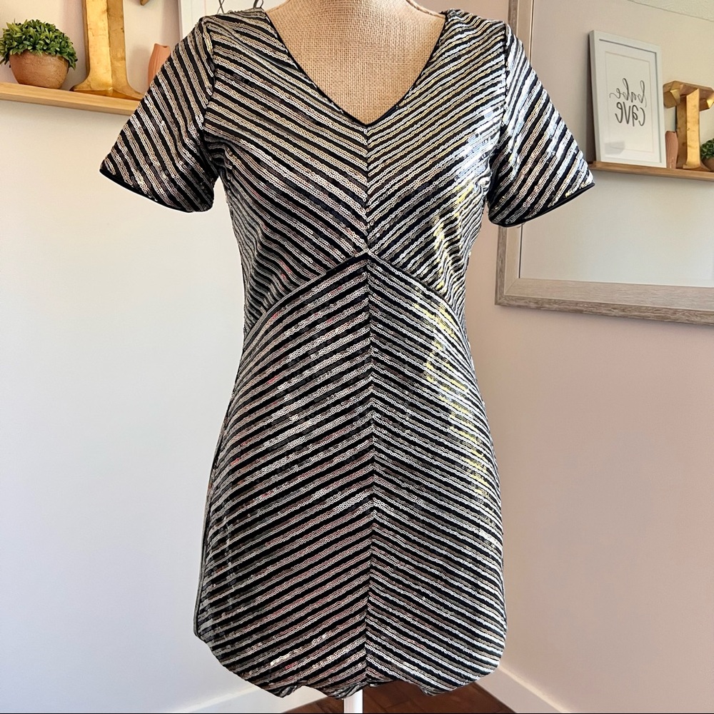 Lulu’s Black Gold Silver Striped Sequin Mini Dress - Picture 6 of 16